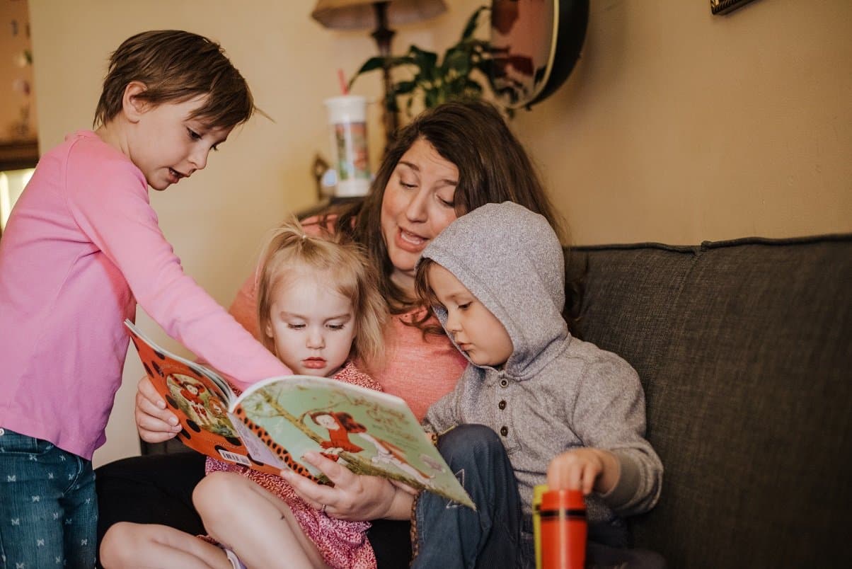 Emotional storytelling through family photography