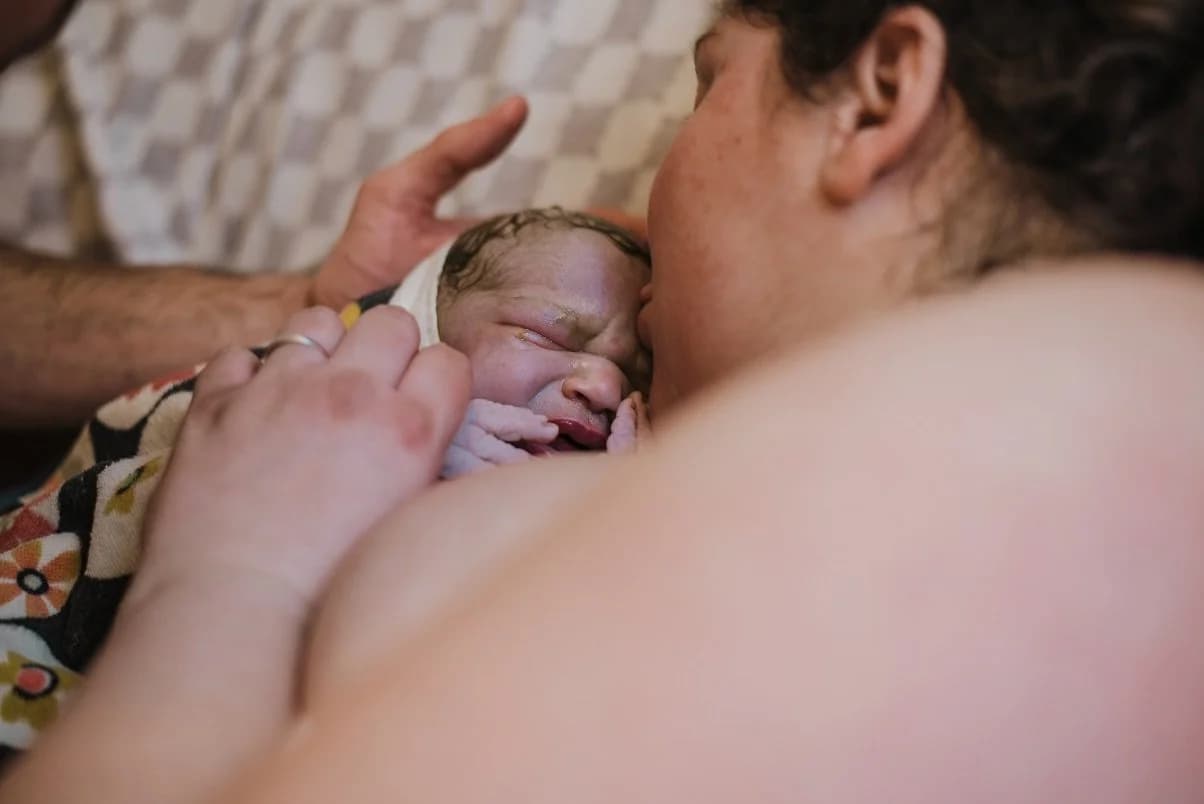 Crowning — the moment between two worlds